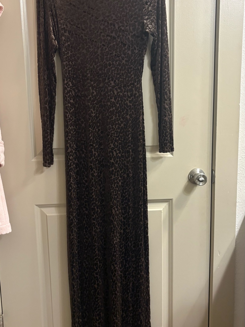 naked wardrobe Brown Velvet Leopard-Print Long Sleeve Maxi Dress - Picture 4 of 6